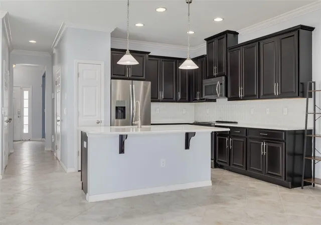 4th image of 4087 69Th Ter N, Pinellas Park, FL 33781 | MLS# TB8527985