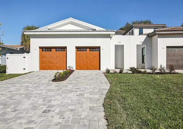 Photo 2 of Single family home for sale at 126 Ricardo Way Ne, Saint Petersburg, FL 33704 | MLS# TB8528097 | Listing updated on 2026-08-19