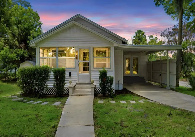 2nd image of 708 Celery Ave, Sanford, FL 32771 | MLS# V4950154