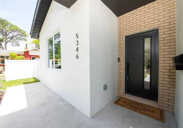 2nd image of 5346 2nd Avenue S, Saint Petersburg, FL 33707 | MLS# TB8528240