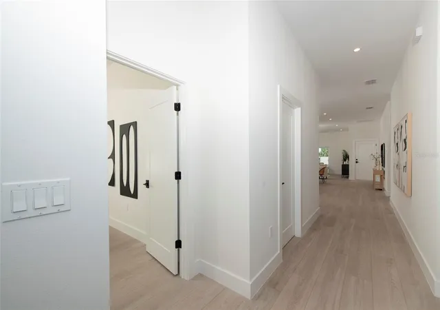 3rd image of 5346 2nd Avenue S, Saint Petersburg, FL 33707 | MLS# TB8528240