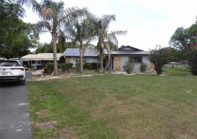 Photo 1 of Single family home for sale at 18211 Oaklawn, Spring Hill, FL 34610 | MLS# TB8528309 | Listing updated on 2026-08-19