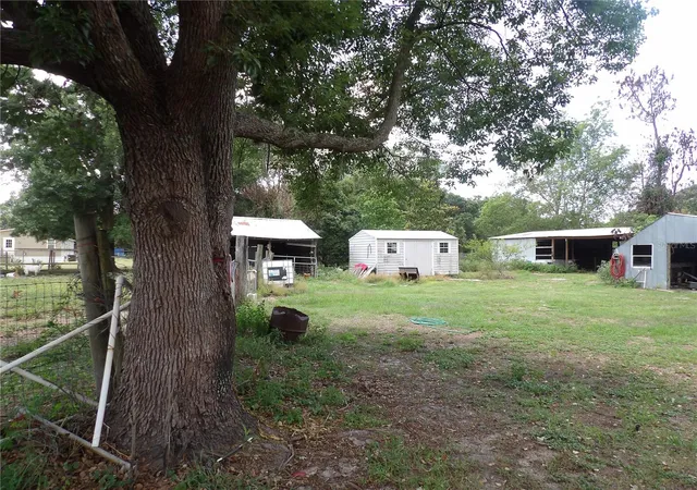 Photo 4 of Single family home for sale at 18211 Oaklawn, Spring Hill, FL 34610 | MLS# TB8528309 | Listing updated on 2026-08-19