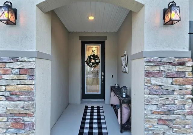 Photo 2 of Single family home for sale at 2 Pat Pl, Palm Coast, FL 32164 | MLS# O6424362 | Listing updated on 2026-08-16