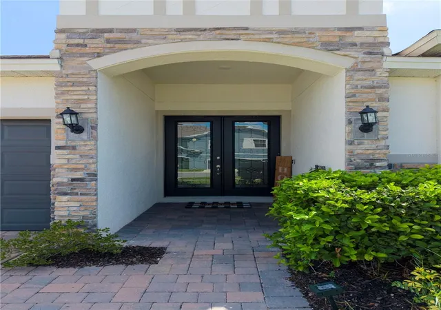 Photo 3 of Single family home for sale at 600 Avila Pl, Howey In The Hills, FL 34737 | MLS# O6424389 | Listing updated on 2026-08-22