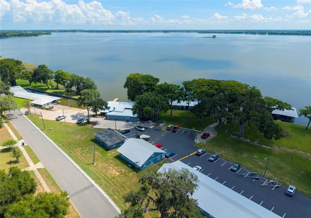 38th image of 600 Avila Pl, Howey In The Hills, FL 34737 | MLS# O6424389