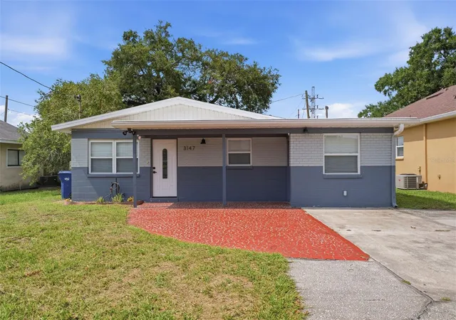 Photo 4 of Single family home for sale at 3147 W Cordelia St, Tampa, FL 33607 | MLS# TB8528446 | Listing updated on 2026-09-01