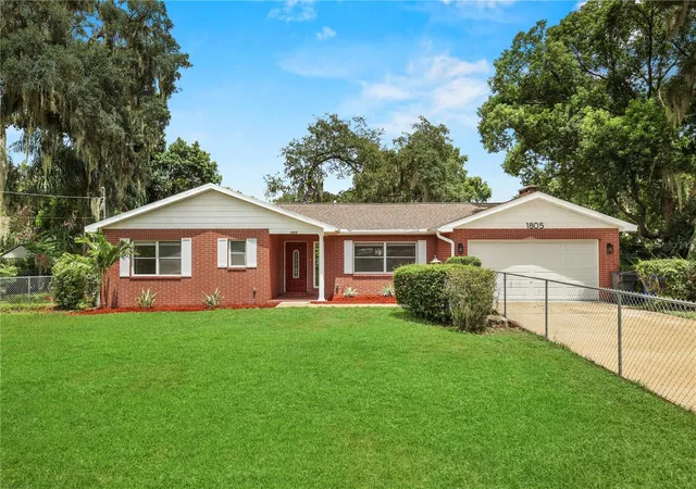 Photo 1 of Single family home for sale at 1805 Dierker Dr, Valrico, FL 33596 | MLS# TB8528550 | Listing updated on 2026-09-27