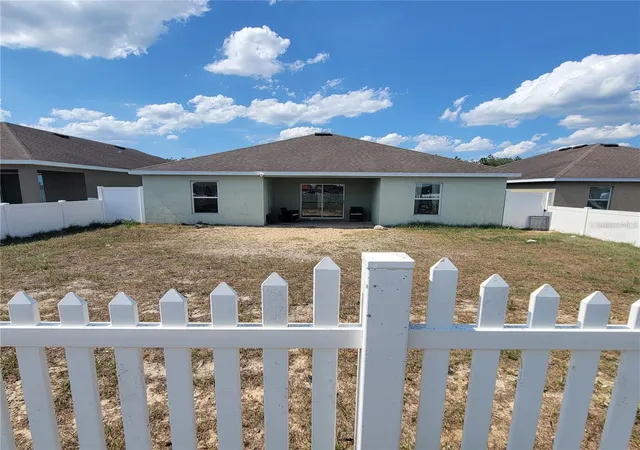 Photo 3 of Single family home for sale at 30990 Satinleaf Run, Brooksville, FL 34602 | MLS# TB8528563 | Listing updated on 2026-08-18