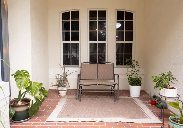 Photo 3 of Single family home for sale at 307 Carriage Oak Pl, Seffner, FL 33584 | MLS# TB8528583 | Listing updated on 2026-08-26
