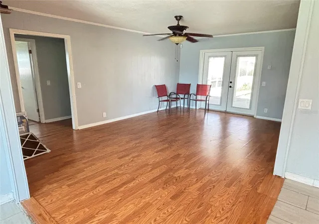 Photo 3 of Single family home for sale at 212 Overlook Dr, Winter Haven, FL 33884 | MLS# O6424548 | Listing updated on 2026-09-24