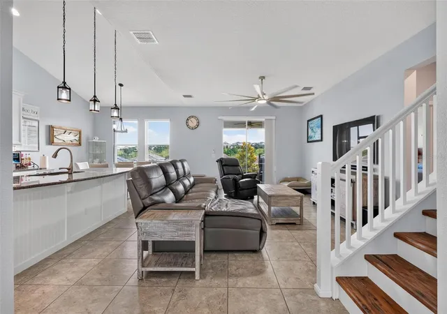 Photo 3 of Single family home for sale at 1464 Cabot Dr, Clermont, FL 34711 | MLS# G5115041 | Listing updated on 2026-09-29