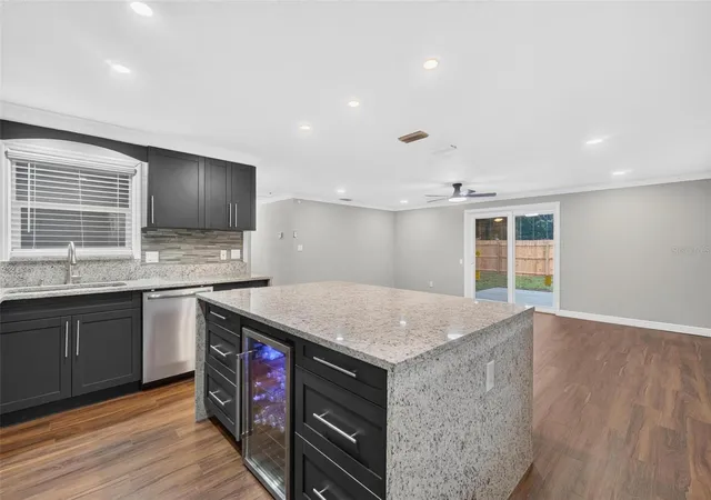 4th image of 8700 58Th Ln N, Pinellas Park, FL 33782 | MLS# TB8528735