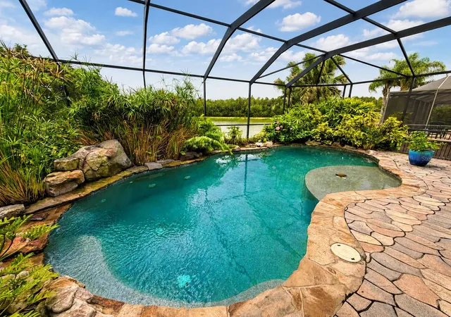 Photo 3 of Single family home for sale at 19304 Yellow Clover Dr, Tampa, FL 33647 | MLS# TB8528808 | Listing updated on 2026-08-30