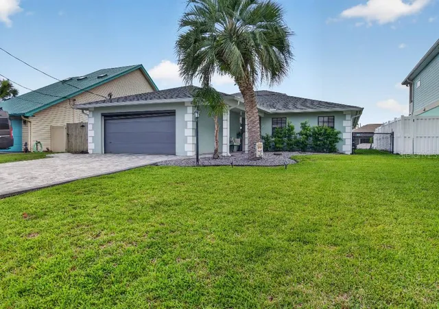 Photo 1 of Single family home for sale at 110 Cimmaron Dr, Palm Coast, FL 32137 | MLS# TB8528824 | Listing updated on 2026-08-17