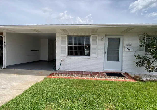 5th image of 5105 Rose Pl N, Pinellas Park, FL 33782 | MLS# TB8528828