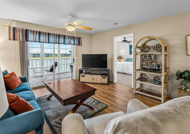 5th image of 3310 Loveland Blvd #506, Punta Gorda, FL 33980 | MLS# C7528356