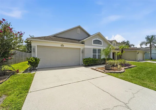 Photo 2 of Single family home for sale at 4201 Pacifica Dr, Orlando, FL 32817 | MLS# O6424803 | Listing updated on 2026-10-19