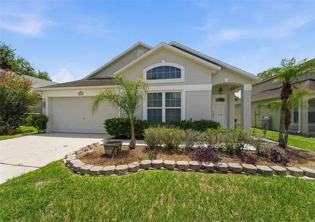 Photo 3 of Single family home for sale at 4201 Pacifica Dr, Orlando, FL 32817 | MLS# O6424803 | Listing updated on 2026-10-19