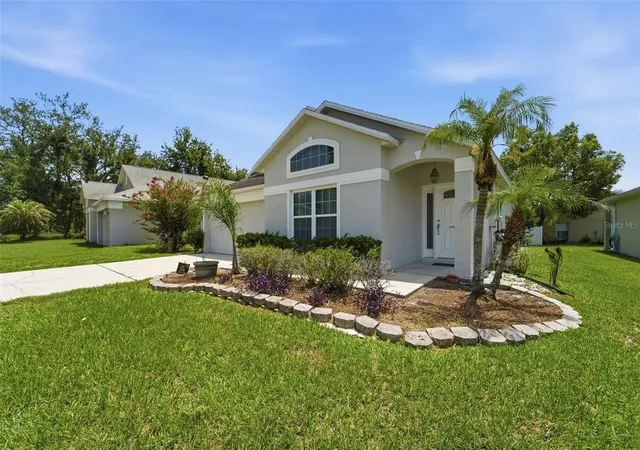 Photo 4 of Single family home for sale at 4201 Pacifica Dr, Orlando, FL 32817 | MLS# O6424803 | Listing updated on 2026-10-19