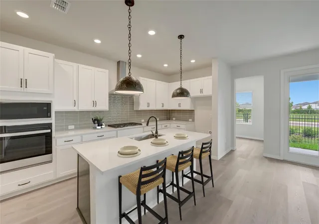 Photo 2 of Single family home for sale at 5254 Colony Vista Dr, Apollo Beach, FL 33572 | MLS# TB8528902 | Listing updated on 2026-10-09