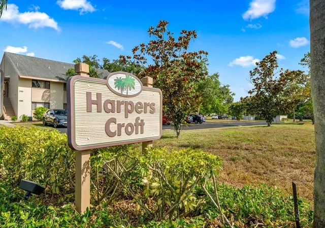 Photo 3 of Condo for sale at 5146 Harpers Croft #13, Sarasota, FL 34235 | MLS# A4699919 | Listing updated on 2026-08-25