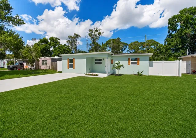 3rd image of 106 Melody Ln, Largo, FL 33771 | MLS# TB8529089