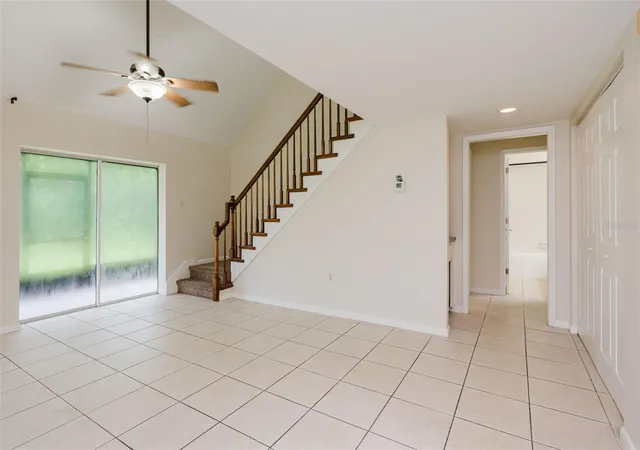 5th image of 3614 Pine Knot Dr, VALRICO, FL 33596