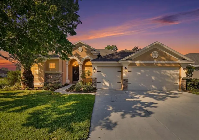 Photo 1 of Single family home for sale at 12903 Drakefield Dr, Spring Hill, FL 34610 | MLS# W7887634 | Listing updated on 2026-08-22