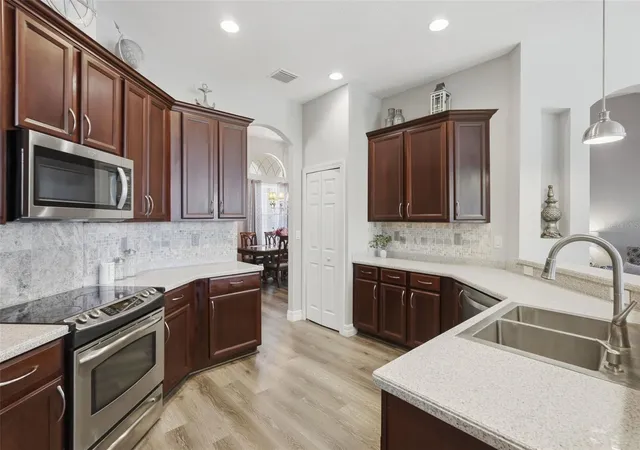 Photo 4 of Single family home for sale at 12903 Drakefield Dr, Spring Hill, FL 34610 | MLS# W7887634 | Listing updated on 2026-10-01