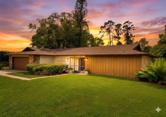 2nd image of 3215 Lake Saxon Dr, Land O Lakes, FL 34639 | MLS# TB8529195
