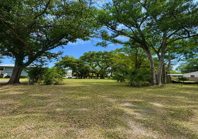 Land for sale at 2751 3rd Avenue S, Saint Petersburg, FL 33712 | MLS# TB8529246