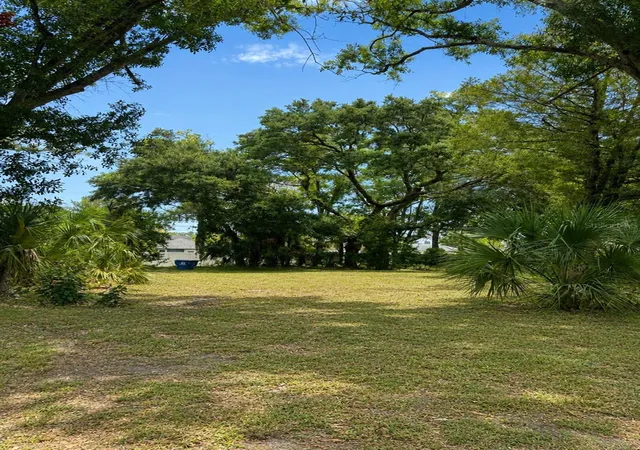 Photo 1 of Land for sale at 2751 3rd Avenue S, Saint Petersburg, FL 33712 | MLS# TB8529246 | Listing updated on 2026-09-07