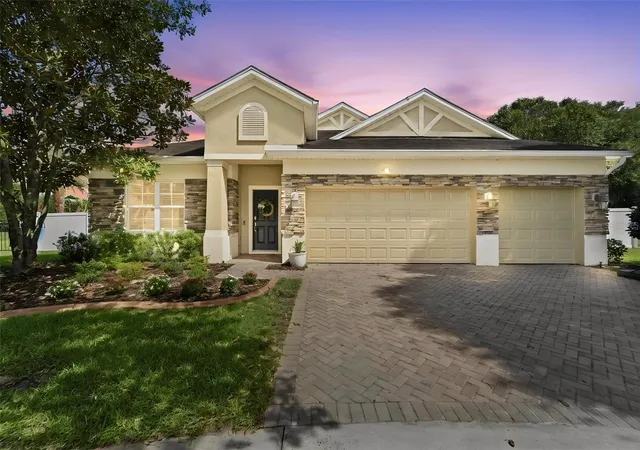 1st image of 471 Breeders Cup Ct, Deland, FL 32724 | MLS# V4950206