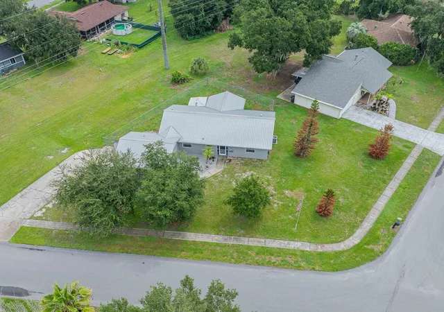 5th image of 3623 Opal Dr, Mulberry, FL 33860 | MLS# L4963520