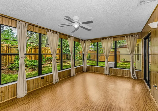 2nd image of 260 Arbor Glen Dr, Palm Harbor, FL 34683 | MLS# TB8529262