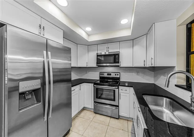 3rd image of 260 Arbor Glen Dr, Palm Harbor, FL 34683 | MLS# TB8529262