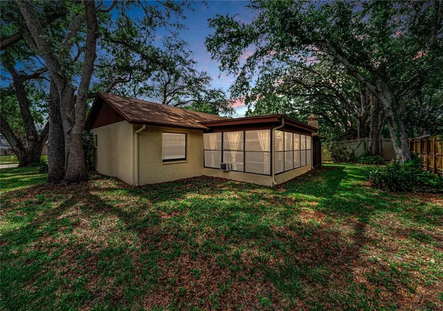 4th image of 260 Arbor Glen Dr, Palm Harbor, FL 34683 | MLS# TB8529262