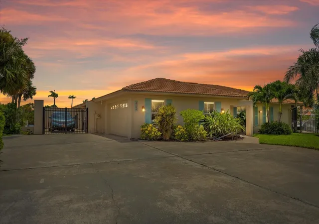 Photo 2 of Single family home for sale at 3154 Trident Ter, New Port Richey, FL 34652 | MLS# W7887649 | Listing updated on 2026-09-02