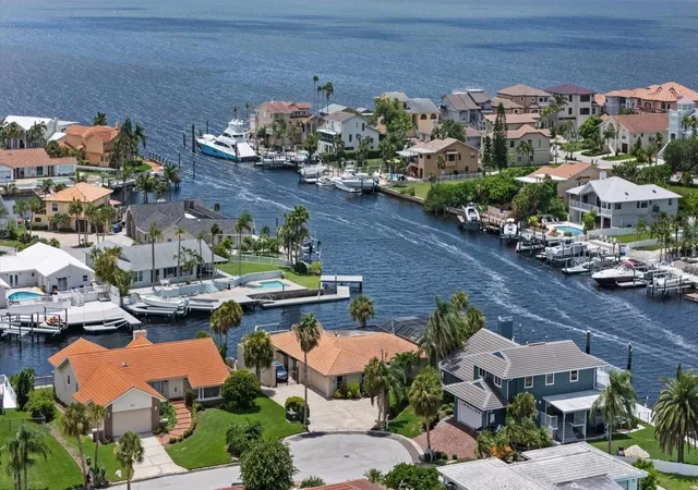 Photo 5 of Single family home for sale at 3154 Trident Ter, New Port Richey, FL 34652 | MLS# W7887649 | Listing updated on 2026-09-02