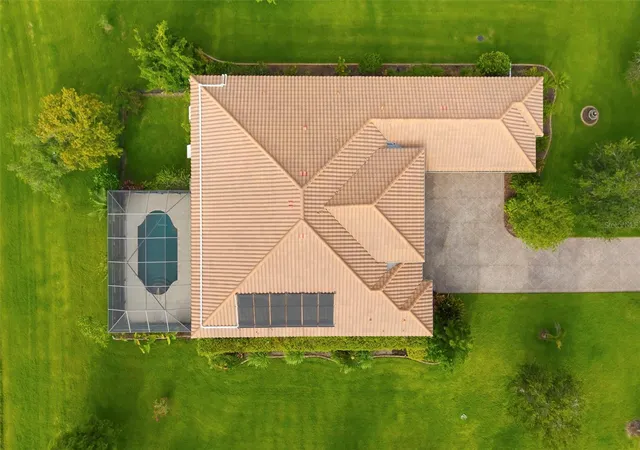 2nd image of 8420 Webber Rd, Sarasota, FL 34240 | MLS# A4700038