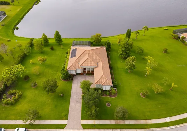 3rd image of 8420 Webber Rd, Sarasota, FL 34240 | MLS# A4700038