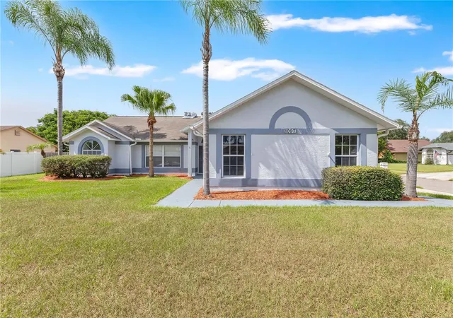 Photo 1 of Single family home for sale at 1097 Depot Ct, Winter Garden, FL 34787 | MLS# O6425177 | Listing updated on 2026-09-02