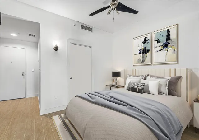Photo 1 of Condo for sale at 1120 E Kennedy Blvd #1417, Tampa, FL 33602 | MLS# TB8529381 | Listing updated on 2026-08-24