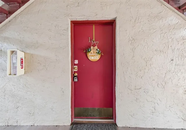 Photo 2 of Condo for sale at 3841 S Lake Dr #197, Tampa, FL 33614 | MLS# TB8529394 | Listing updated on 2026-09-22