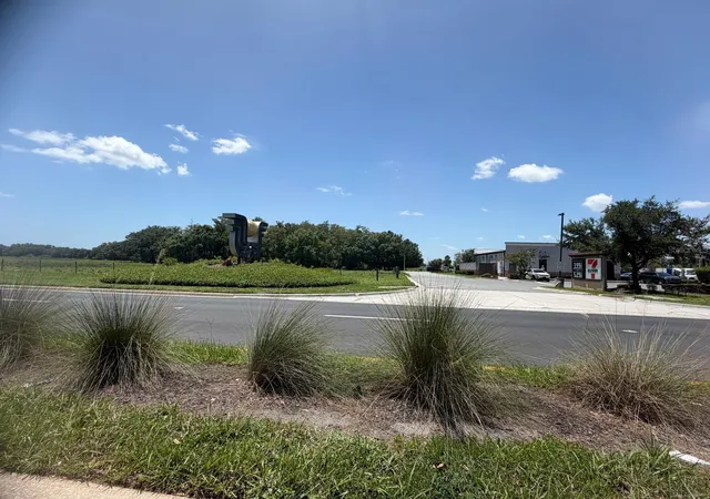 1st image of 576 Tradeport Dr, Orlando, FL 32824 | MLS# S5153765