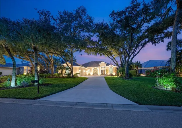 2nd image of 11 N Cayman Isles Blvd, Englewood, FL 34223 | MLS# N6145029