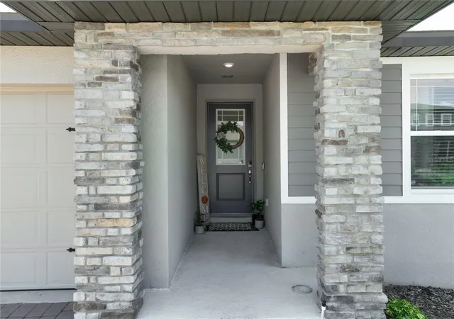 Photo 3 of Sale Pending at 2327 Bear Peak Rd, Clermont, FL 34715 | MLS# G5115128 | Listing updated on 2026-08-29
