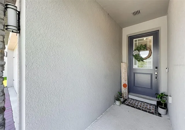Photo 4 of Sale Pending at 2327 Bear Peak Rd, Clermont, FL 34715 | MLS# G5115128 | Listing updated on 2026-08-29