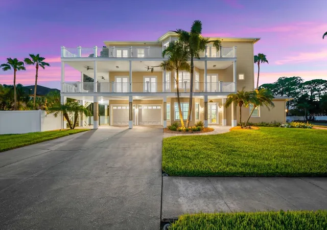 3rd image of 1700 Oyster Point Wy, Palm Harbor, FL 34683 | MLS# TB8529549